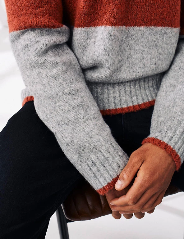 FatFace Men's Jumpers Colour Block Crew Neck Jumper With Wool 5 FatFace Men's Jumpers Colour Block Crew Neck Jumper With Wool - Image 3